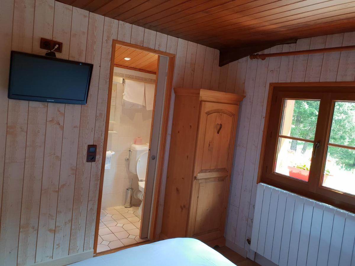 Grand Chalet Du Boreon Panzió Saint-Martin-Vésubie Kültér fotó